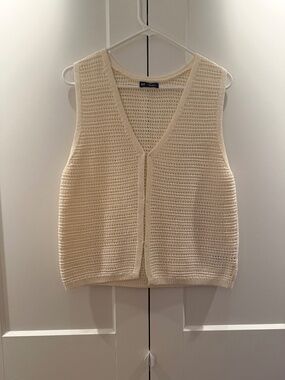 Gap Knit Vest